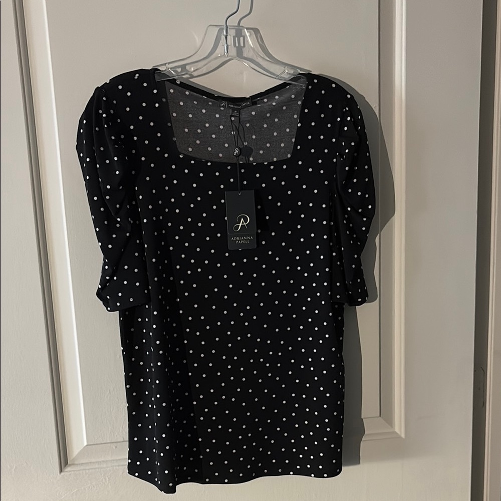 Adrianna Papell Black and White Puff Sleeve Blouse